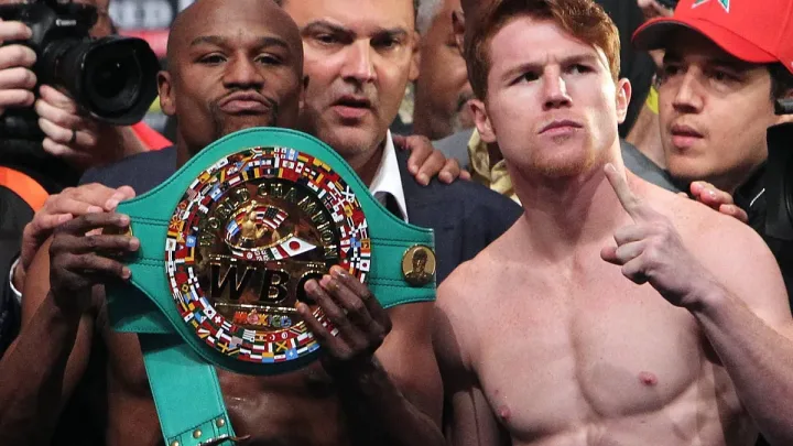 Floyd Mayweather Apoya a Canelo Álvarez por Rechazar a David Benavidez