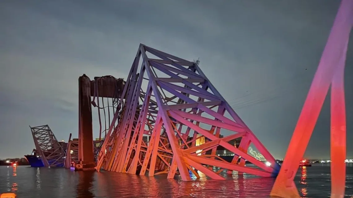 “Dos Mexicanos Desaparecidos y Uno Herido por Colapso del Puente en Baltimore: López Obrador”
