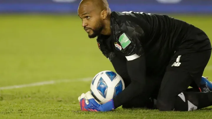 Portero Titular de Panamá Sufre Lesión y se Pierde Partido Contra México
