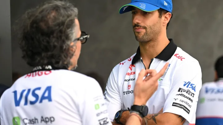 Daniel Ricciardo Recibe Ultimátum por Parte de Helmut Marko