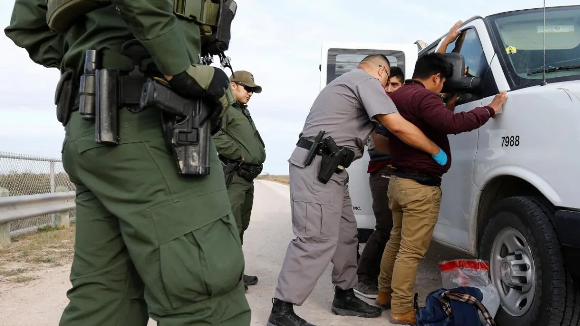 ICE arresta a más de 200 inmigrantes por tráfico de drogas en EE. UU.