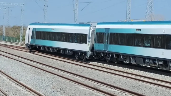 “Tren Maya Sufre Descarrilamiento en Yucatán: Gobierno Federal Anuncia Investigación”