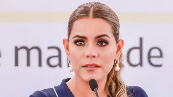 Crisis en Guerrero Detona Renuncias Tras Asesinato de Estudiante