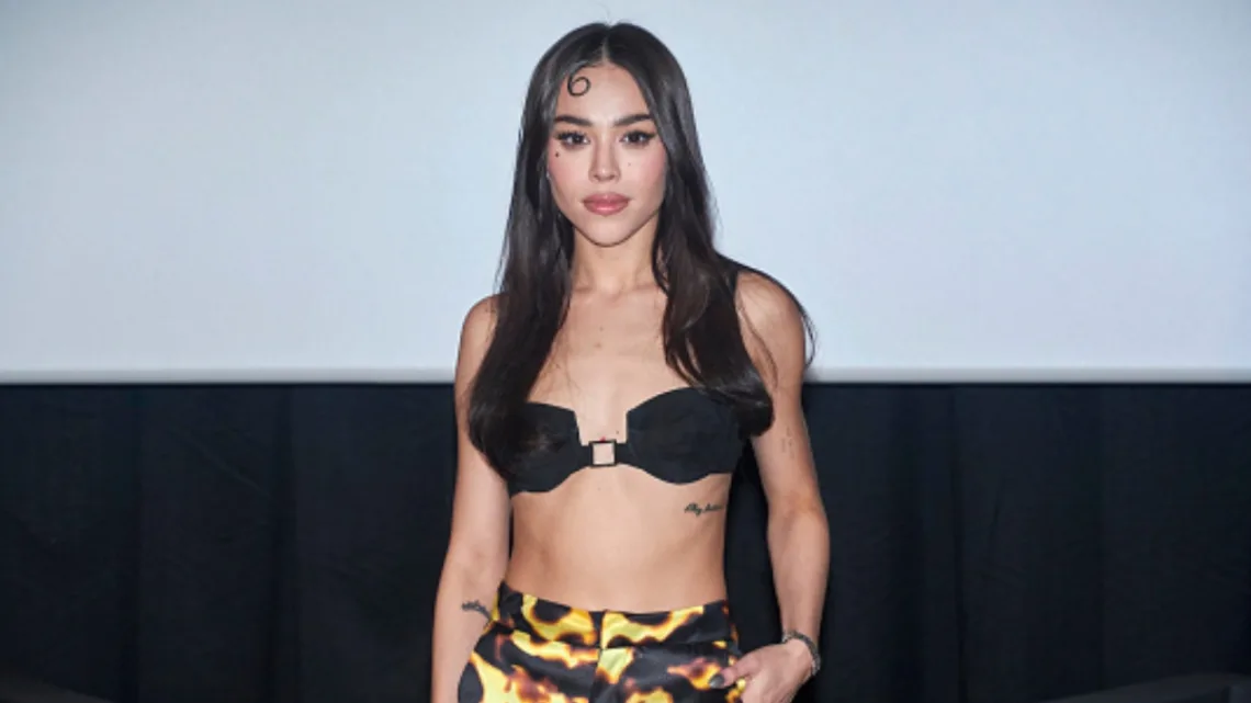 Danna Paola aclara su misteriosa carrera fuera del restaurante   
