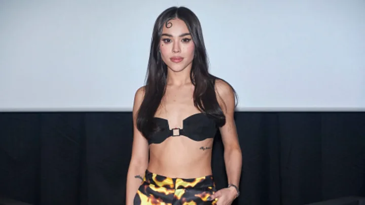 Danna Paola aclara su misteriosa carrera fuera del restaurante   