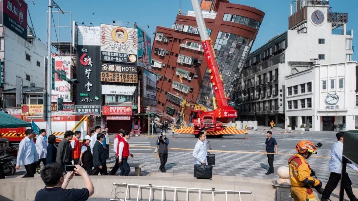 Taiwán busca a más de 600 personas desaparecidas tras fuerte terremoto