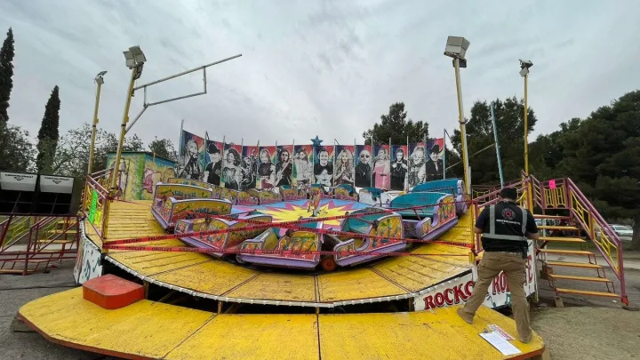 Joven fallece tras caer de juego mecánico en Chihuahua