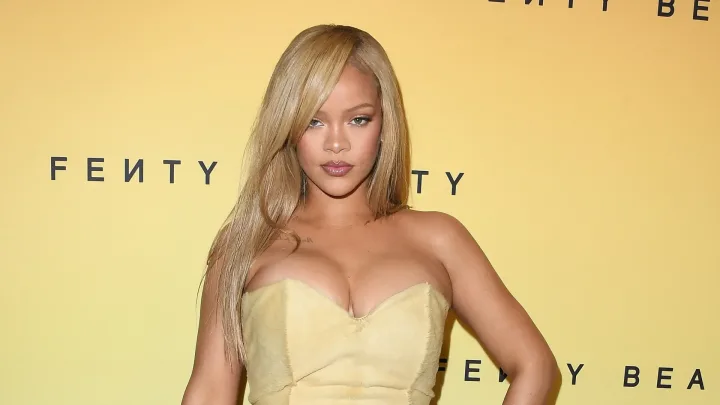 Rihanna Revela Razón del Retraso en su Nuevo Álbum