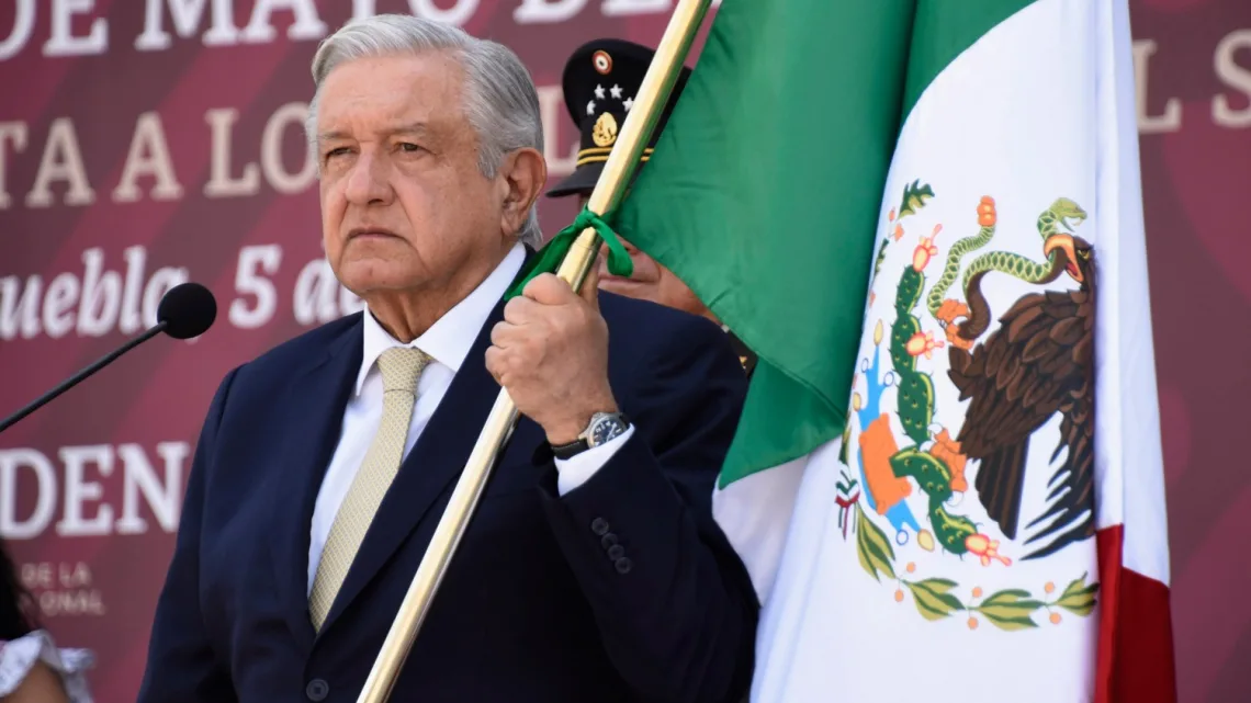 López Obrador Defiende Apoyo a las Fuerzas Armadas