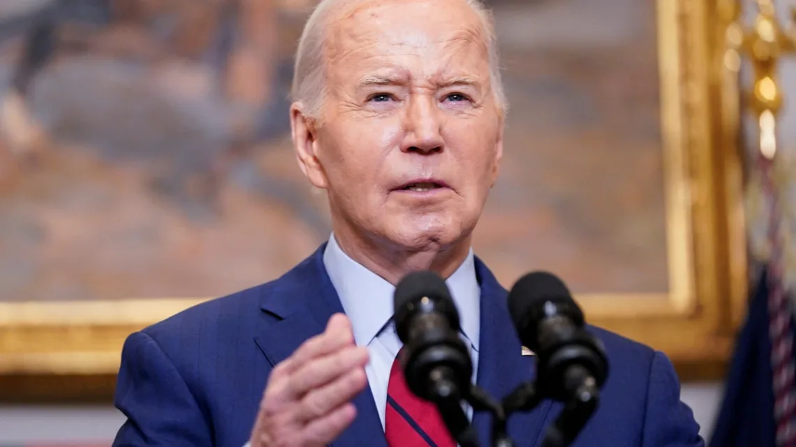  Biden defiende el derecho a protestar pero insiste en mantener el orden en las universidades   