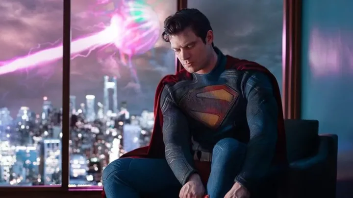 Revelada la Primera Foto de David Corenswet como Superman   