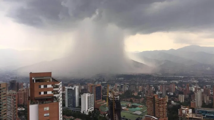 ¿Qué es una microrráfaga?, posible fenómeno ocurrido en Nuevo León