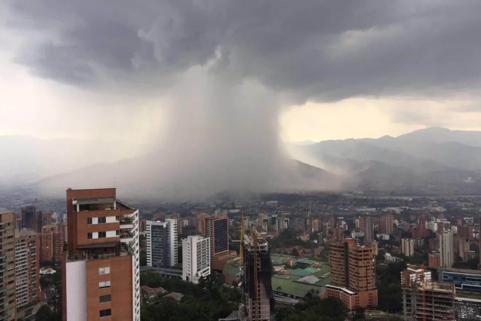 ¿Qué es una microrráfaga?, posible fenómeno ocurrido en Nuevo León