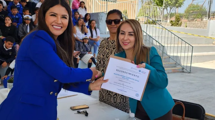 Certifica SESA Escuela Promotora de Salud Bucal en El Pozo