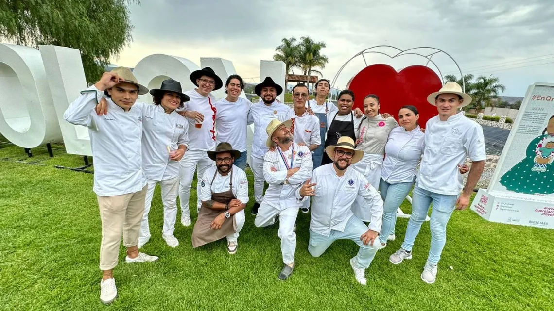Refrenda gastronomía queretana ser referente nacional durante la cuarta edición del Picnic en Blanc