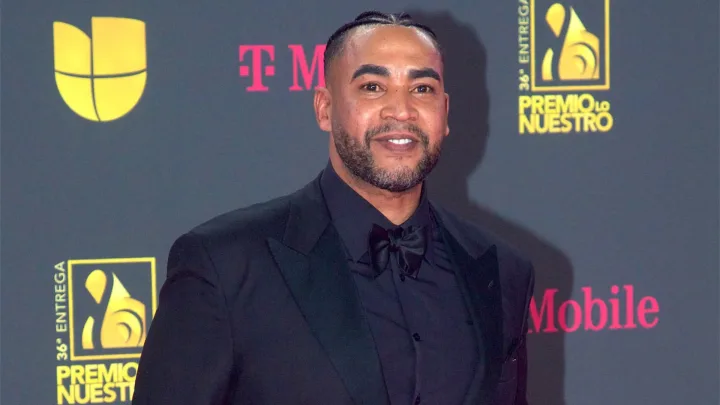 Don Omar enfrenta el cáncer con fuerza y determinación