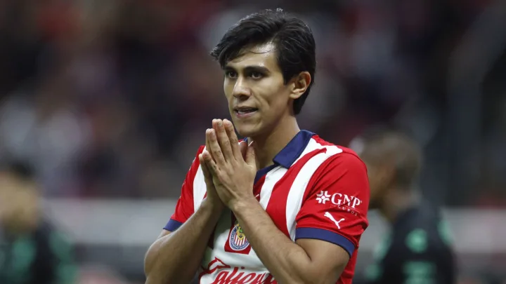 Chivas vende a ‘JJ’ Macías a Santos Laguna   