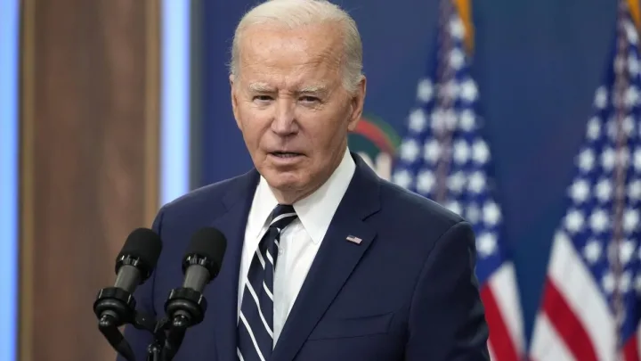 Biden considera proteger a indocumentados casados con ciudadanos estadounidenses   