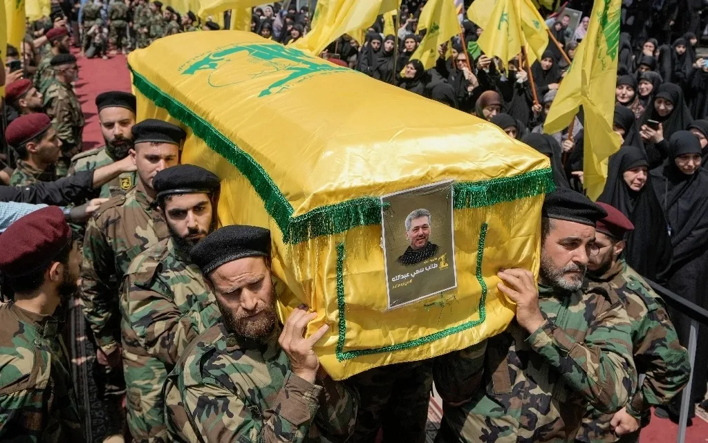 “Hezbollah promete intensificar ataques tras asesinato de alto mando militar”