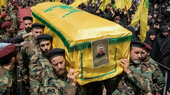 “Hezbollah promete intensificar ataques tras asesinato de alto mando militar”