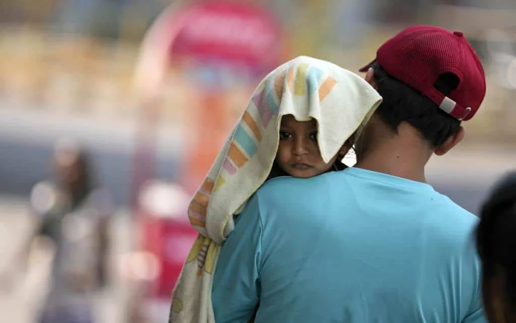 Ola de Calor en India Causa Más de 100 Muertos y Miles de Casos de Insolación