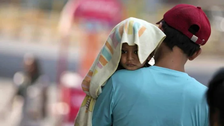 Ola de Calor en India Causa Más de 100 Muertos y Miles de Casos de Insolación