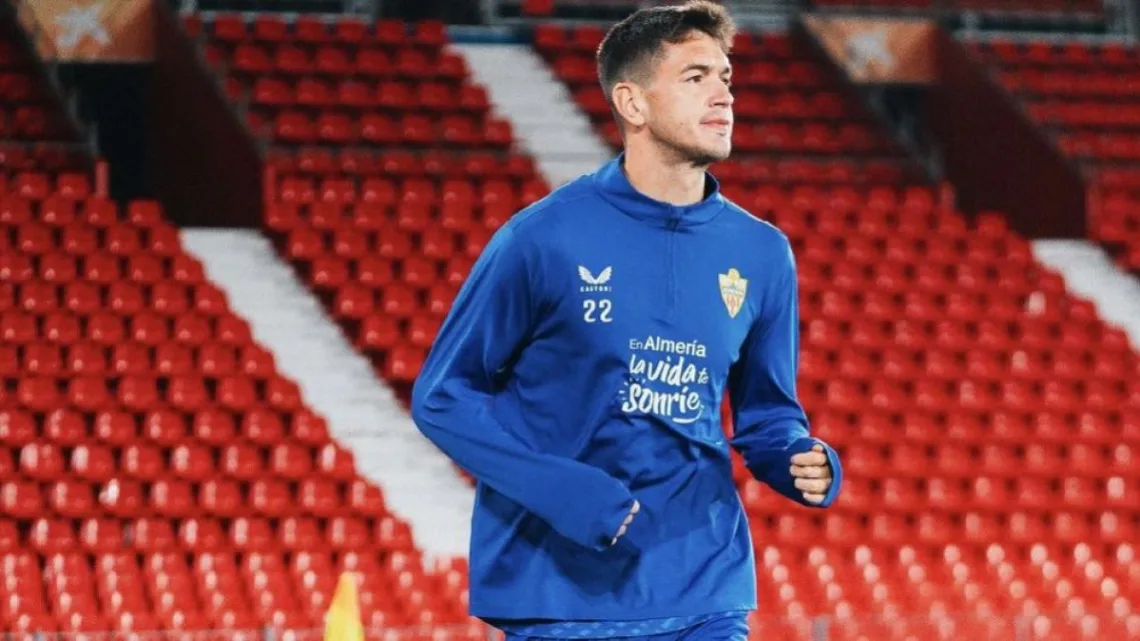 Rumores de traspaso: César Montes podría dejar Almería por un club ruso