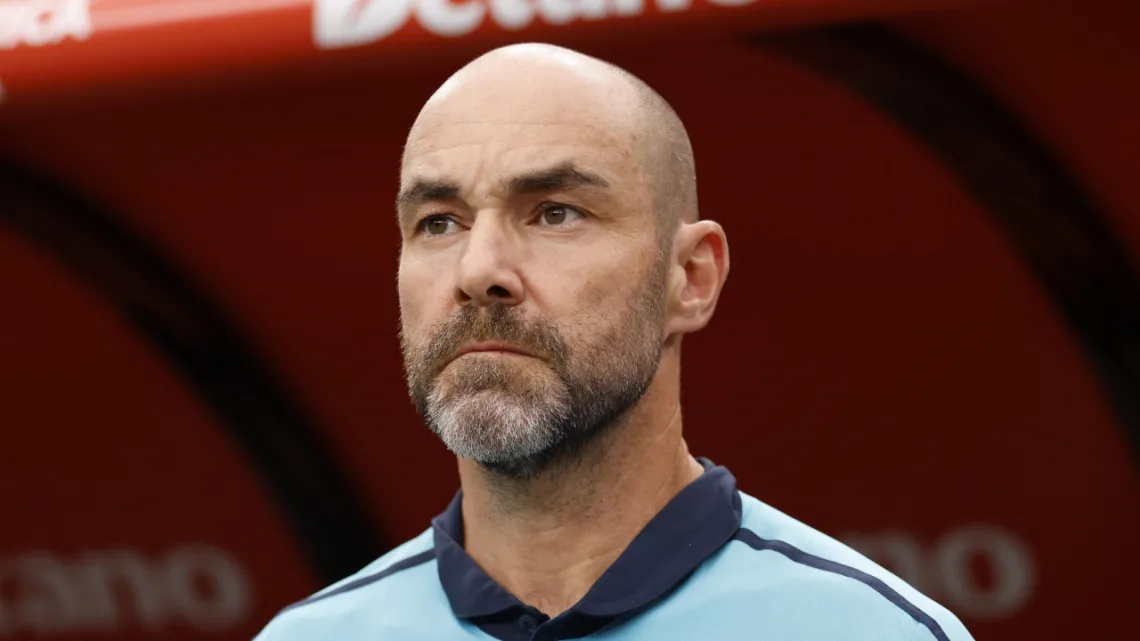 Félix Sánchez deja el puesto de entrenador en Ecuador tras caer ante Argentina   