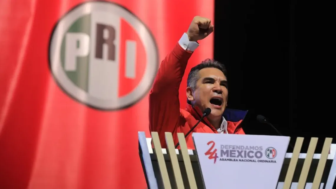 Priistas aprueban reelección de Alito Moreno