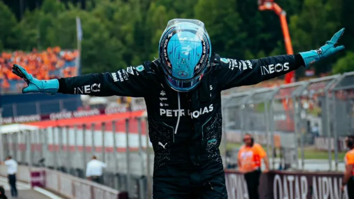 George Russell capitaliza la colisión entre Verstappen y Norris para ganar en Austria   