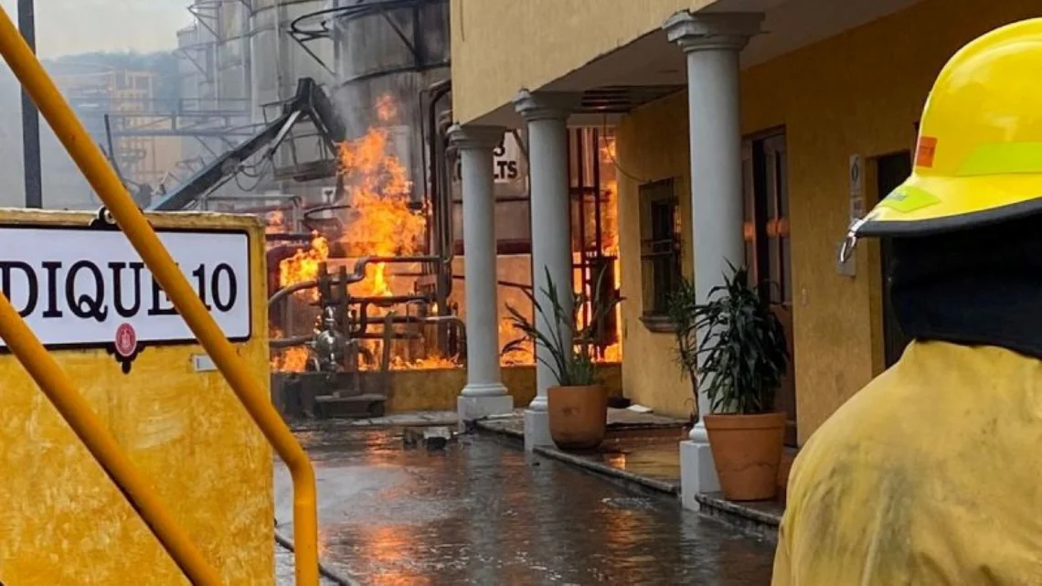 Explosión en Fábrica de José Cuervo Deja 5 Muertos