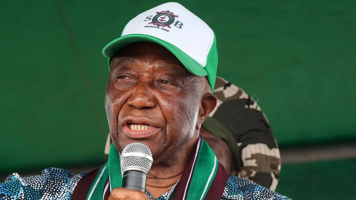 Presidente de Liberia reduce su salario en un 40% en gesto de solidaridad