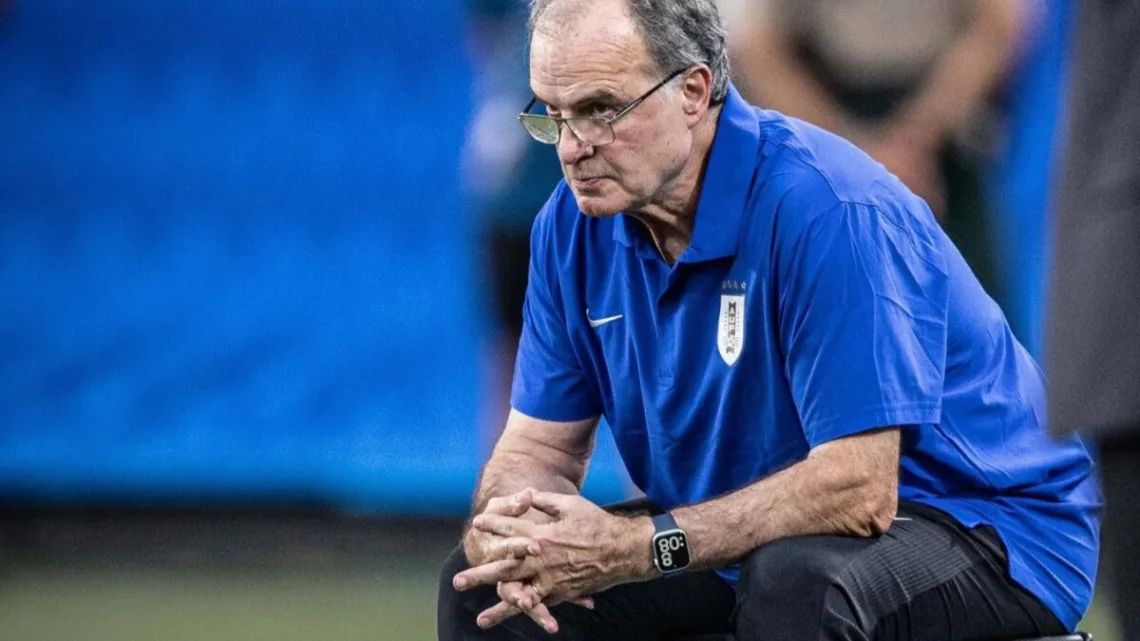 Bielsa asume responsabilidad por la eliminación de Uruguay en la Copa América