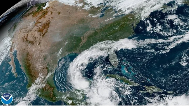Huracán “Beryl” amenaza con doble impacto en México