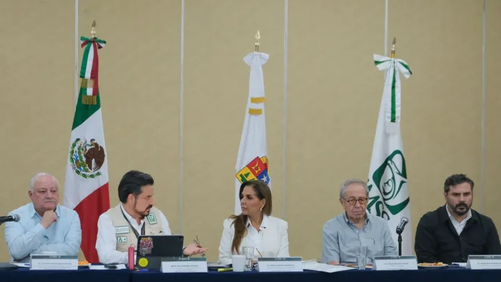 Salud Prepara Estrategia para Enfrentar Huracán “Beryl”