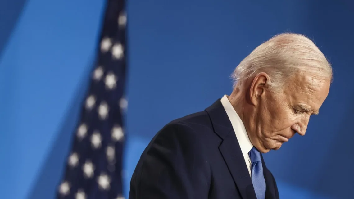 Biden confunde a Zelenski con Putin en evento de la OTAN