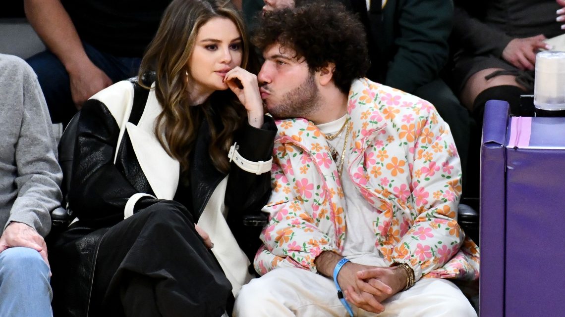 Selena Gomez y Benny Blanco Comparten Detalles Íntimos de su Relación