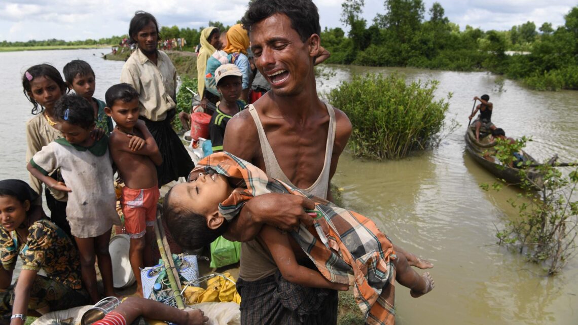 Nuevas atrocidades contra rohingyas: ataques con drones dejan más de 200 muertos