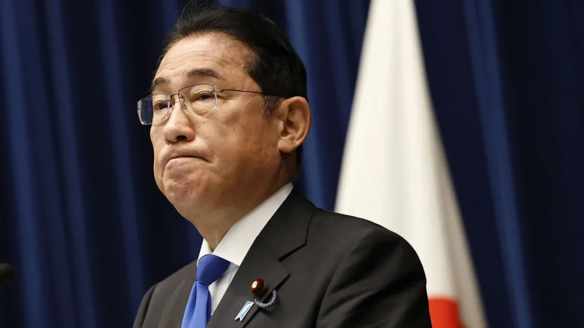 Dimite el Primer Ministro de Japón, Fumio Kishida, en Busca de Renovación en su Partido