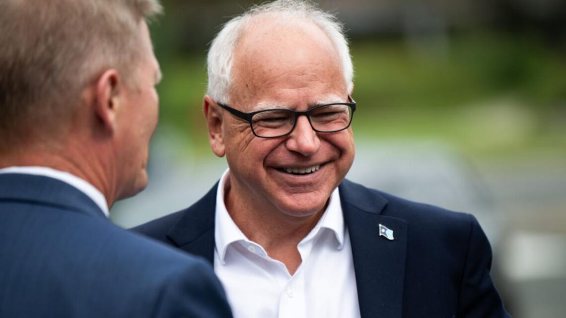 Tim Walz Seleccionado Como Candidato a la Vicepresidencia con Kamala Harris