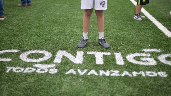 Rehabilita SEDESOQ canchas deportivas