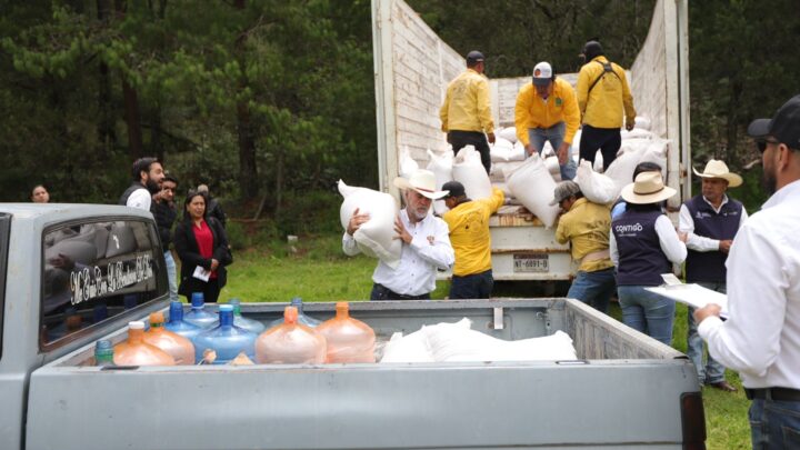 Entrega SEDEA semilla para cultivos forrajeros en San Joaquín, Peñamiller y Tolimán