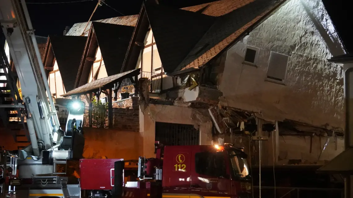 Colapso en Hotel de Kröv Deja Un Muerto y Ocho Heridos