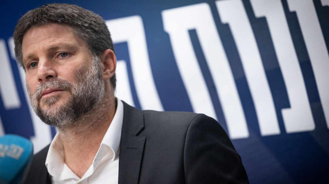 Ministro Israelí Justifica Bloquear Ayuda a Gaza Como Medida “Moral”