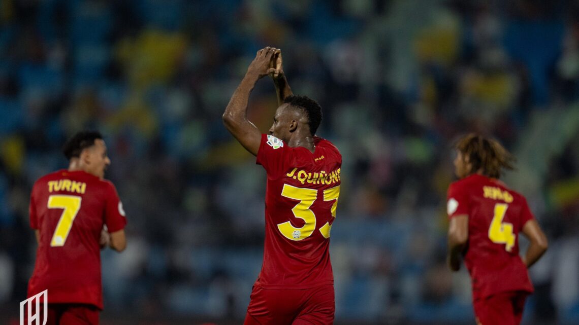 Julián Quiñones deslumbra en su debut en Arabia con un doblete