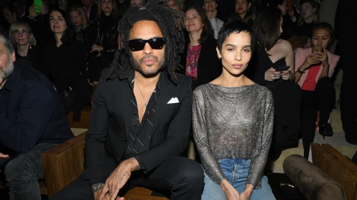 Zoë Kravitz habla sobre la dolorosa decisión de mudarse con su padre