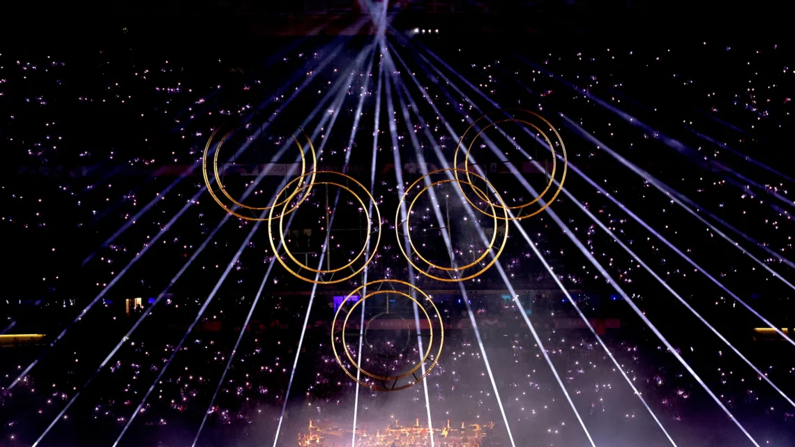 Adiós a París 2024: Una ceremonia de clausura llena de emoción y un vistazo a Los Ángeles 2028