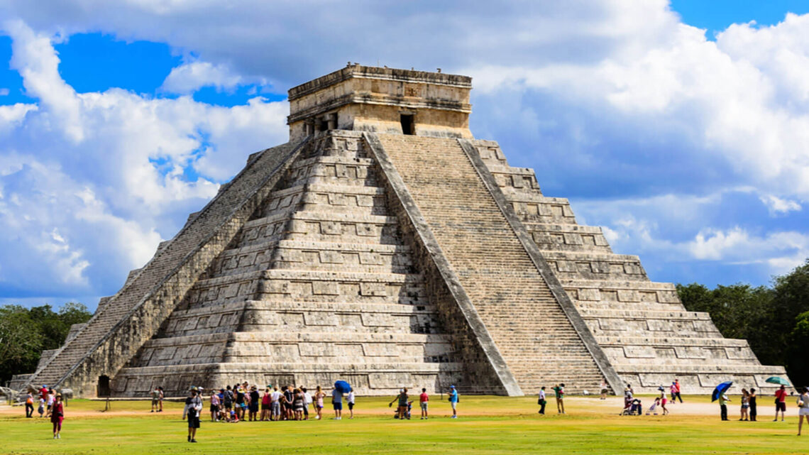 Chichén Itzá rompe récord como el destino turístico más popular en 2024