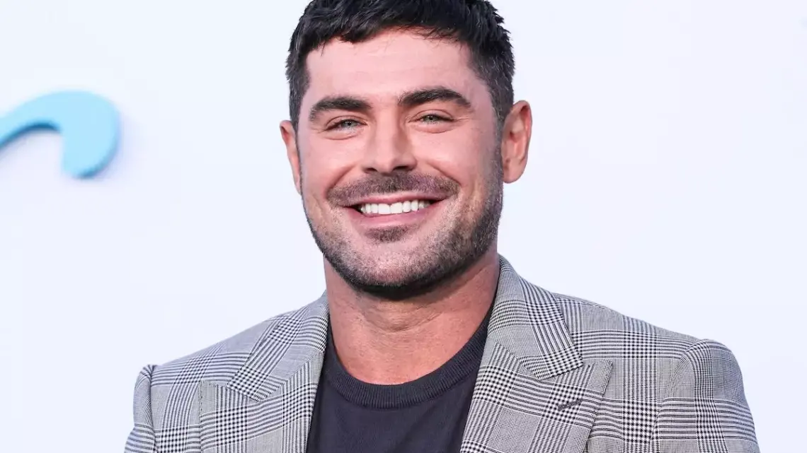 Zac Efron Hospitalizado Tras Incidente en la Alberca