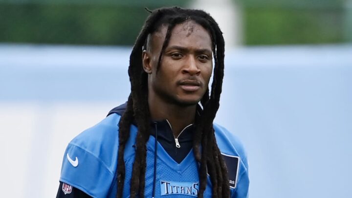 DeAndre Hopkins Se Perderá Entre 4 y 6 Semanas por Lesión de Rodilla
